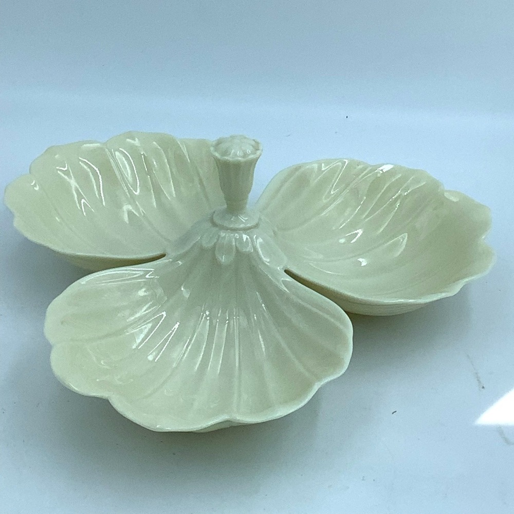 Lenox Triple Shell Serving Dish With Handle